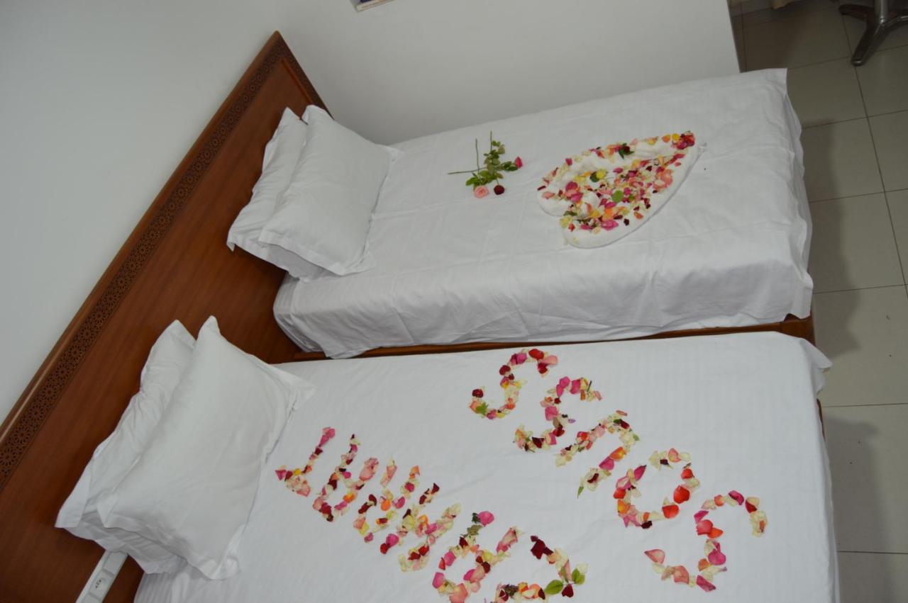 Hotel Zahrat Souss -Inezgane Экстерьер фото